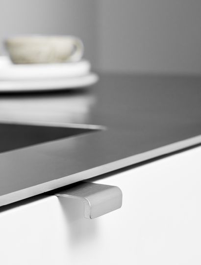 MODERN SILVER STAINLESS PROFILE KITCHEN CABINET HANDLE 